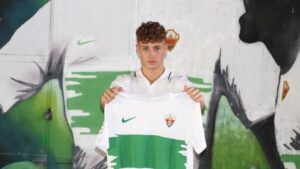 Valencia chce wzmocnić się Mario Guilabertem z Elche CF