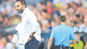 Nowy sezon stara Valencia — bilans transferowy poraża