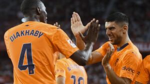 Valencia pod wodzą Barajy triumfuje 2-1 przeciwko Sevilli