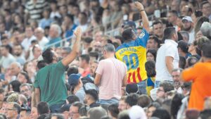 “Gdzie są transfery?” — pytają kibice