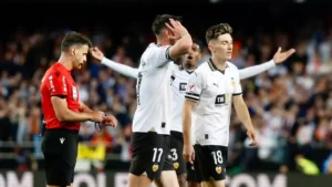 Emocjonujący pojedynek z gigantem na Mestalla (2-2)