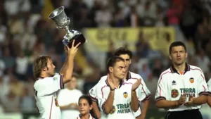 Historia: Jedyny taki puchar na koncie Nietoperzy