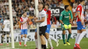 Valencia nie może wydostać się z totalnej blokady (1-3)