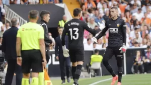 Jesús Vázquez i Jaume Domènech: Valencia obawia się zerwania mięśni w obu przypadkach