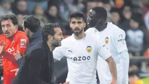 Cömert i Valencia CF negocjują odejście piłkarza