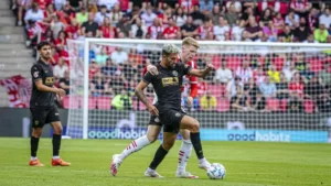 PSV wygrywa z chaotyczną Valencią 2-1