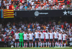 Co stało się z Valencią Mestalla, która była bliska awansu pod wodzą Rafy Mira?