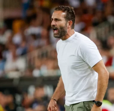 Rubén Baraja durante un partido con el Valencia CF | Agencia EFE