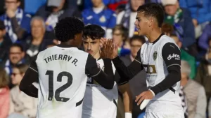 Scaloni nagradza Barrenecheę