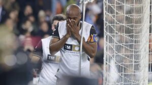 Kompromitujące ostatnie minuty z Realem (1-2)