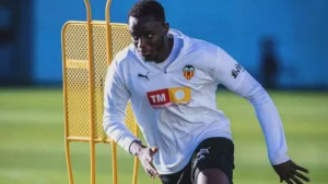 Valencia podróżuje do Barcelony z Sadiqiem i… Diakhabym!