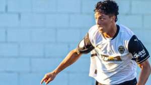 Valencia może sprowadzić Warrena Madrigala taniej niż początkowo zakładano