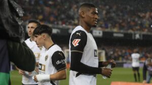 Cień nadziei na pozostanie Mosquery