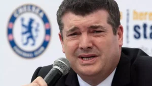 Valencia mianuje Rona Gourlaya nowym CEO ds. futbolu