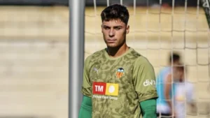 Valencia pragnie przedłużyć kontrakt z Vicentem Abrilem