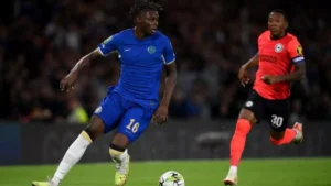 Valencia CF interesuje się wypożyczeniem Lesleya Ugochukwu