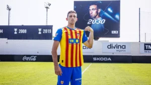 Oficjalnie: Tárrega przedłuża kontrakt z Valencią CF do 2030 roku