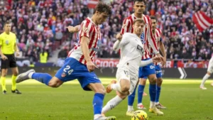 Atlético Madryt zgarnia komplet punktów z Valencią (2-1)