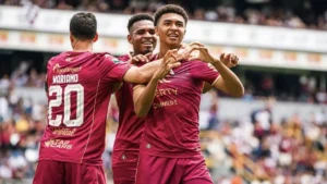 Valencia CF rusza po Kenaya Myriego