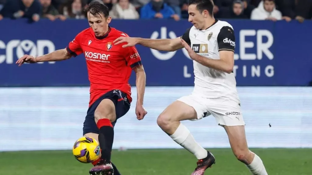 Valencia CF przygotowuje się do kluczowego starcia z Osasuną