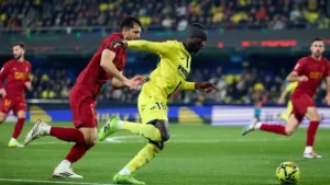 Villarreal wygrywa derby i ucieka Valencii… na 25 punktów! (2-1)