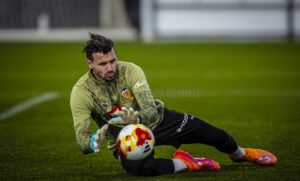 Dimitrievski lepszy od Julena w swoich pierwszych dziesięciu meczach