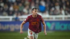 Raport medyczny dotyczący stanu kolana Rubéna Iranzo