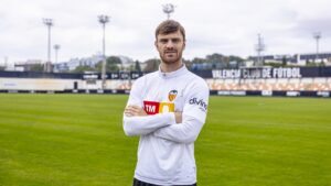 Lucas Beltrán wraca do treningów przed meczem z Oviedo