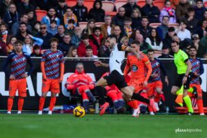 Valencia przygotowuje się do kluczowego meczu z Celtą na Mestalla