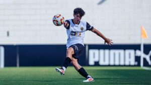 Valencia CF przedłuża kontrakt z Rubim Muñozem do 2029 roku