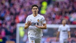 Transfery wychodzące z Valencii CF – proces przebiega bardzo powoli