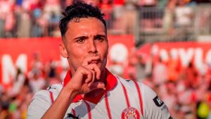 Valencia CF naciska w sprawie Arnau Martíneza